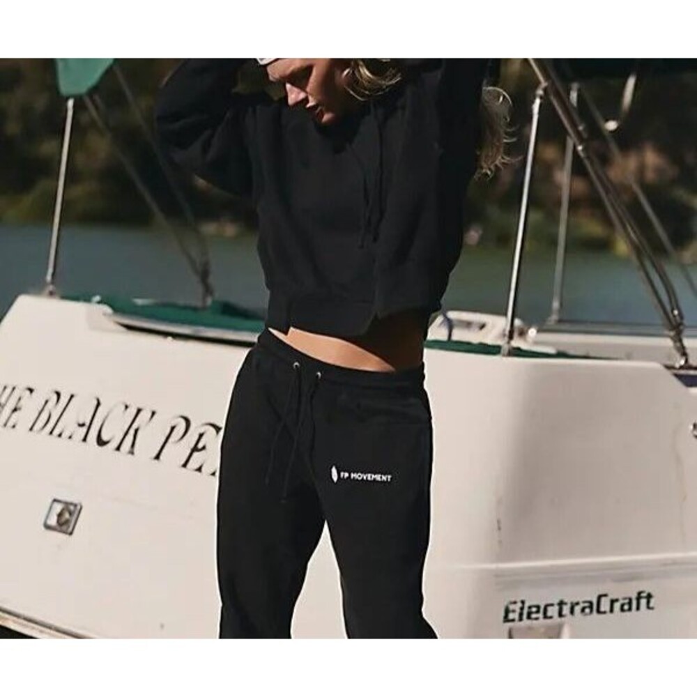 Free People Fp Movement Undefeated Hoodie Cropped Top Ribbed Classic L 286371